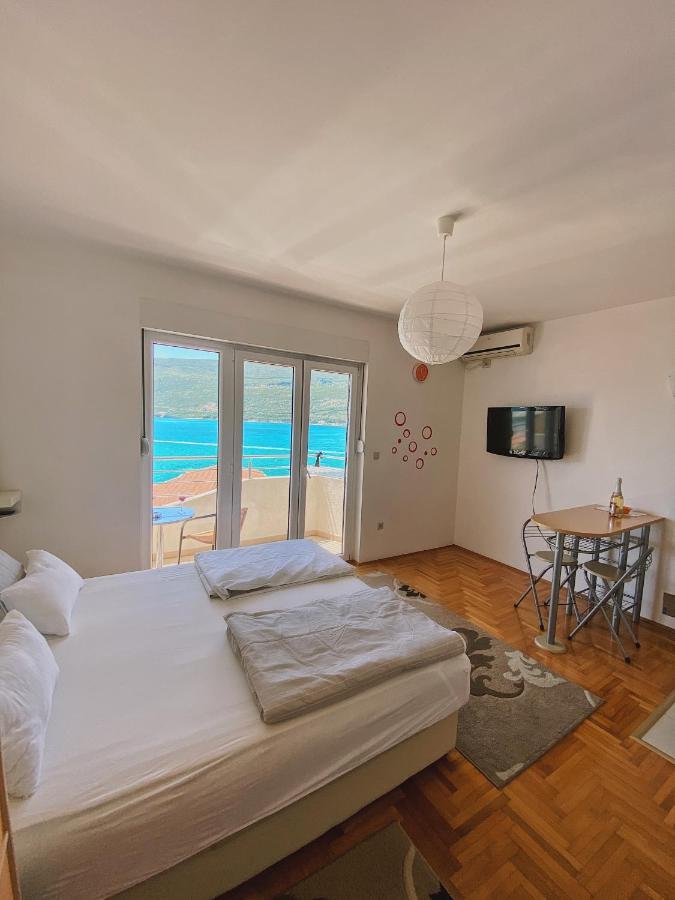 Apartments Bellevue - Otasevic Χέρτσεγκ Νόβι Εξωτερικό φωτογραφία