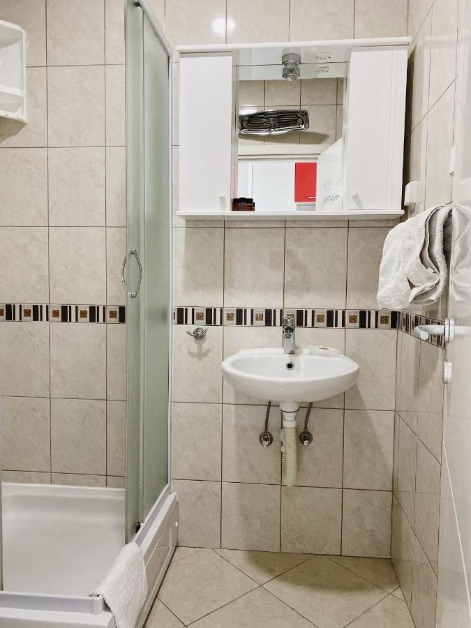 Apartments Bellevue - Otasevic Χέρτσεγκ Νόβι Εξωτερικό φωτογραφία