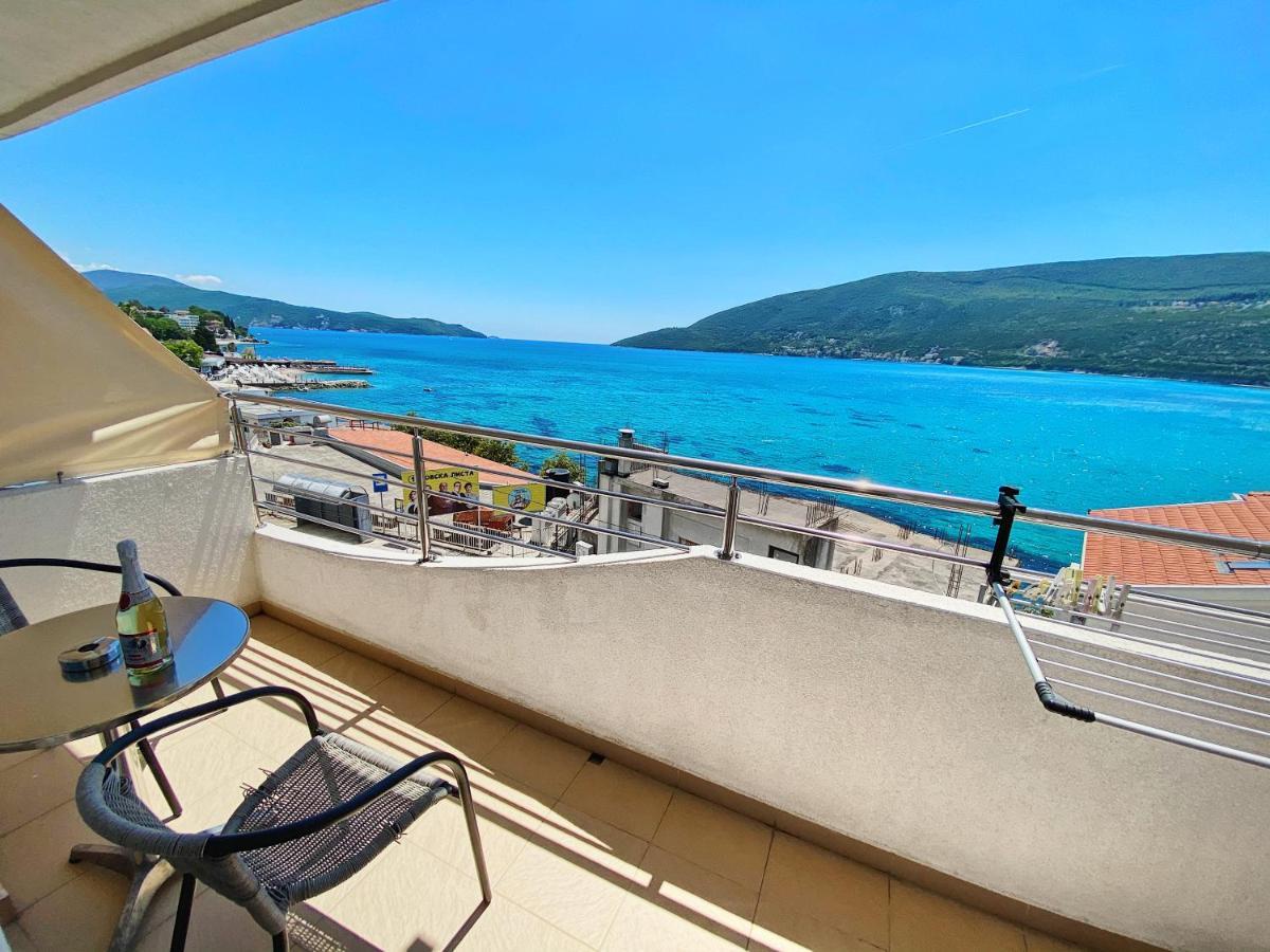 Apartments Bellevue - Otasevic Χέρτσεγκ Νόβι Εξωτερικό φωτογραφία