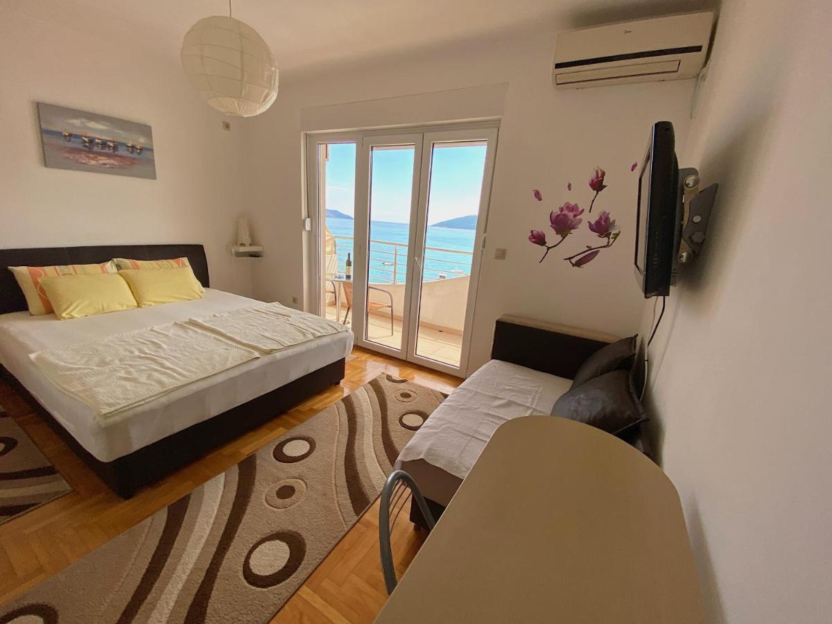 Apartments Bellevue - Otasevic Χέρτσεγκ Νόβι Εξωτερικό φωτογραφία