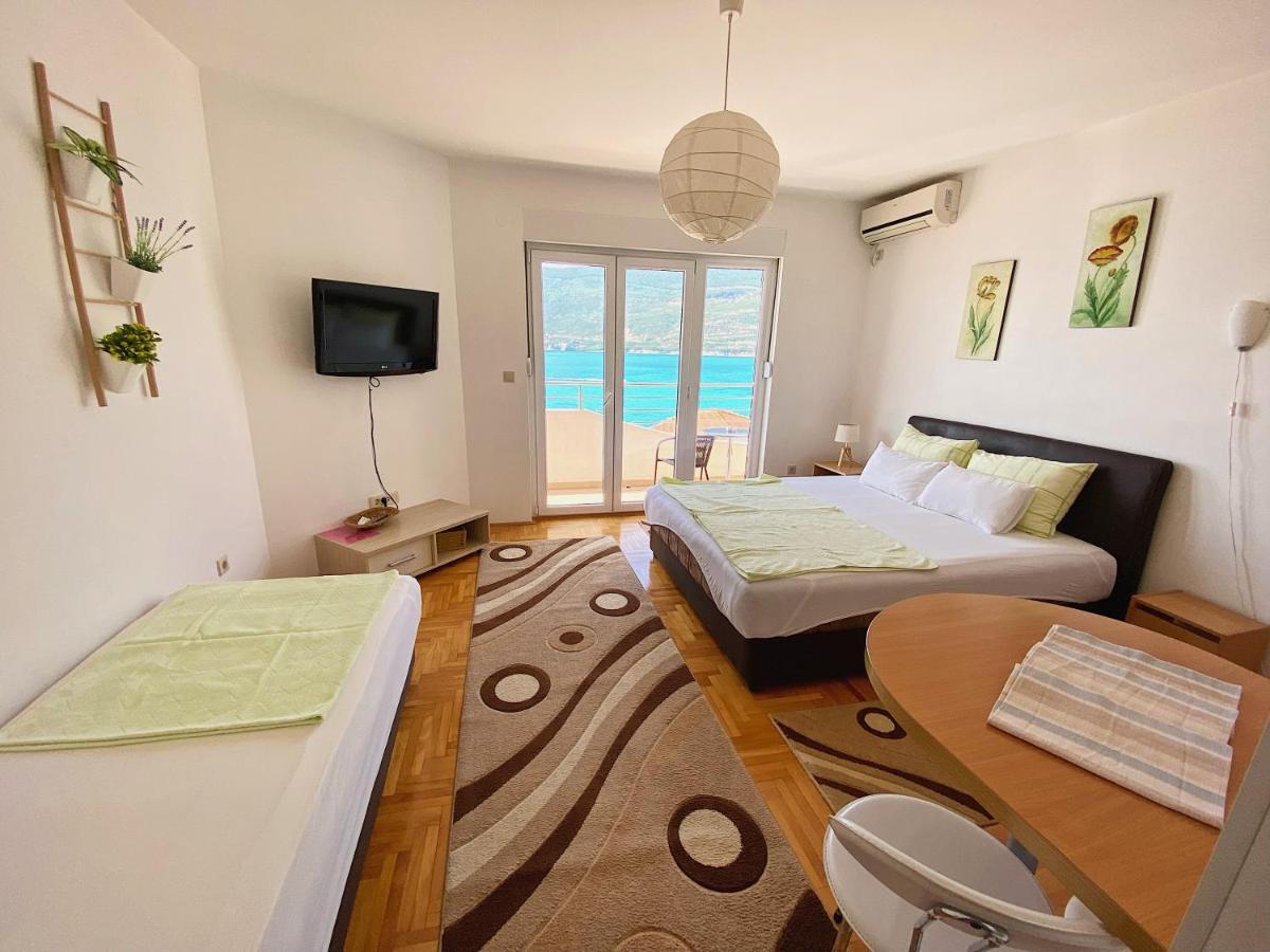 Apartments Bellevue - Otasevic Χέρτσεγκ Νόβι Εξωτερικό φωτογραφία
