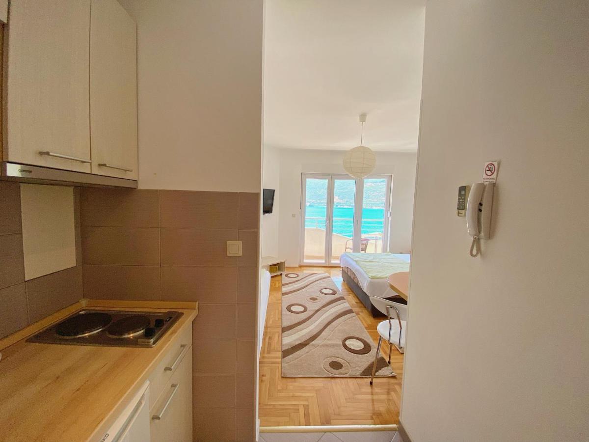 Apartments Bellevue - Otasevic Χέρτσεγκ Νόβι Εξωτερικό φωτογραφία