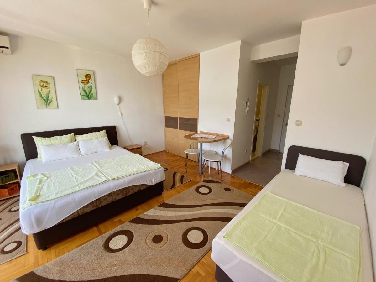 Apartments Bellevue - Otasevic Χέρτσεγκ Νόβι Εξωτερικό φωτογραφία